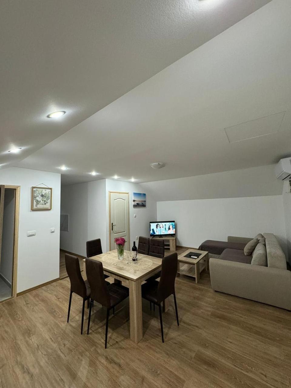 Apartmani Dada Kotor Eksteriør bilde